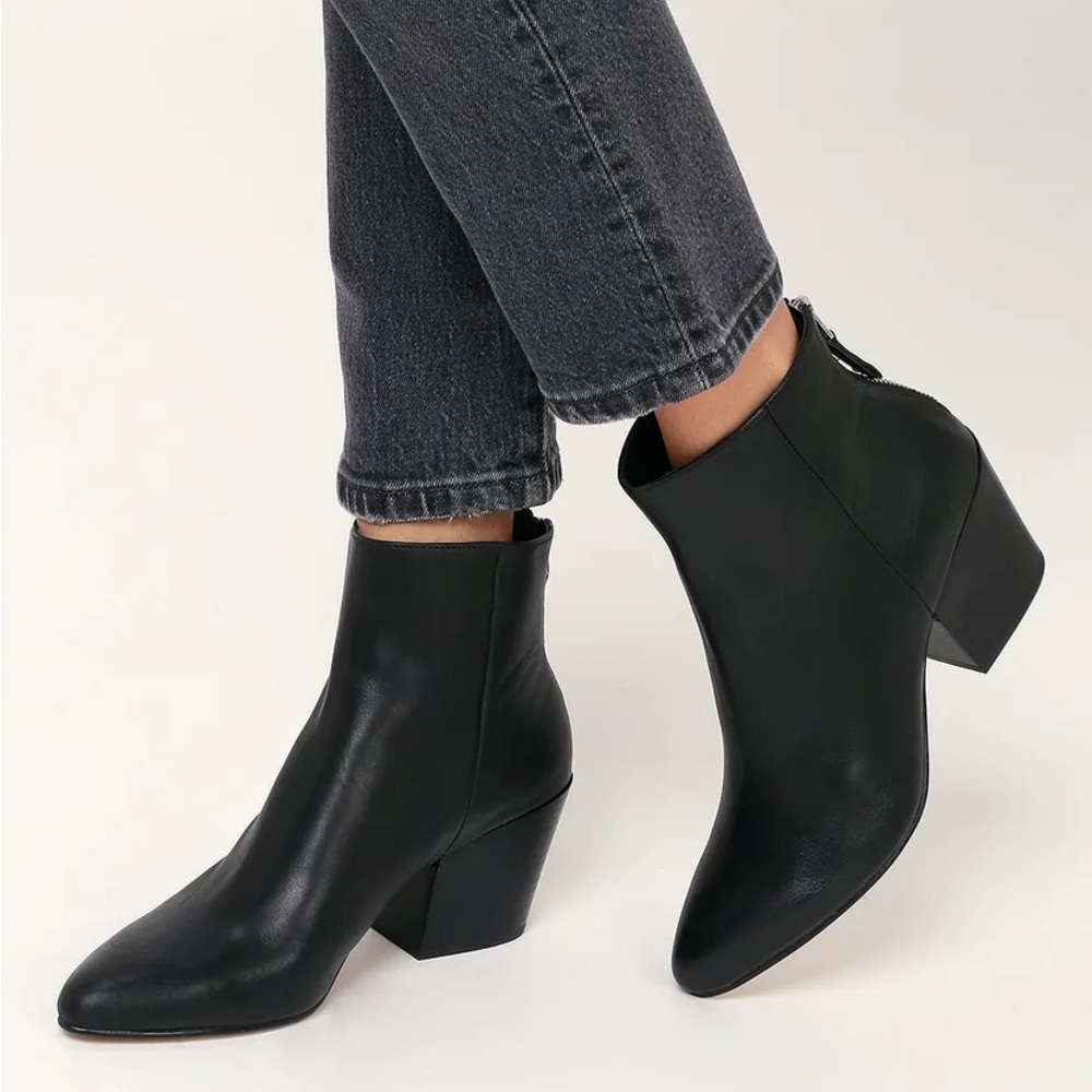 DOLCE VITA COTLYN LEATHER BOOTIE NWB SZ 9